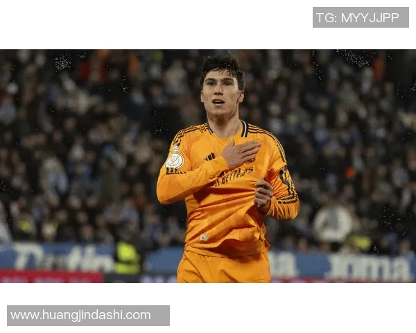 十八岁足球天才崭露头角 世界足坛未来之星的崛起故事 十八岁足球天才崭露头角 世界足坛未来之星的崛起故事