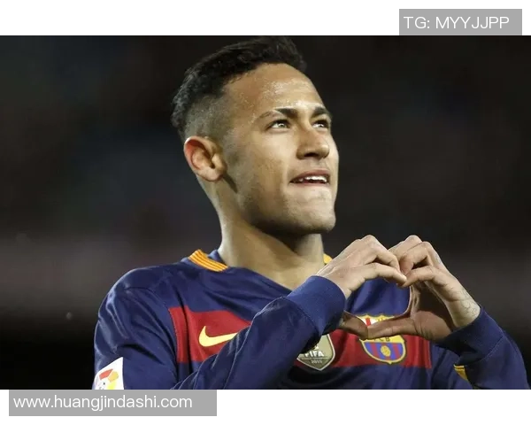 足球巨星展现个性纹身魅力 同框合影诠释热血与荣耀精神 足球巨星展现个性纹身魅力 同框合影诠释热血与荣耀精神