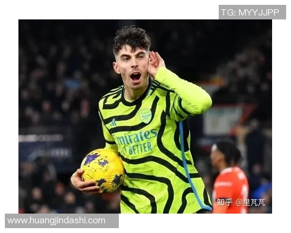 哈弗茨足球球星印花卫衣潮流设计展现个性与运动精神 哈弗茨足球球星印花卫衣潮流设计展现个性与运动精神